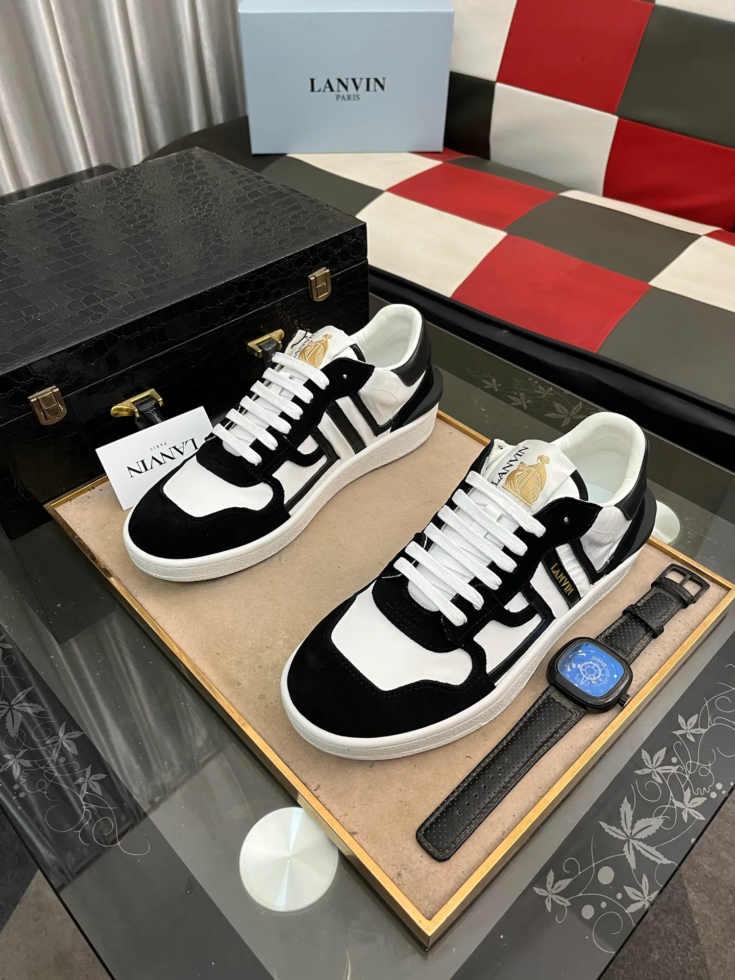 Men's men's shoes 💰540⌚️⌚️❗️Lanvin# Lanvin spring and summer series new colors latest lace up fashion casual forrest shoes running shoes ~ bumpr high quality couple series‼ ️ The latest trendy products of the season 🌈Many bloggers have started buying original models and custom-made them. The uppers are made of nubuck leather. They are very versatile, fashionable and casual, and are comfortable on the feet. Recommended for personal use! The original molded rubber backing with clear logo is wear-resistant. Standard code for couples: female code 35~40, male code 38-45